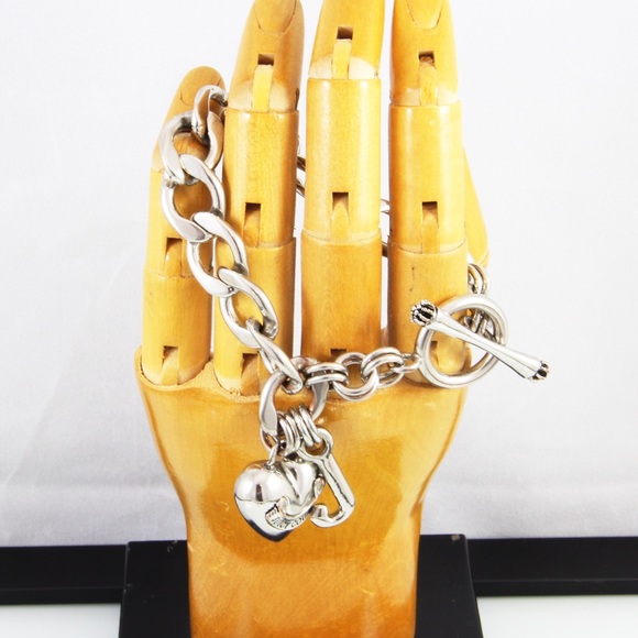 Juicy Couture Jewelry - Juicy Couture Heart bracelet